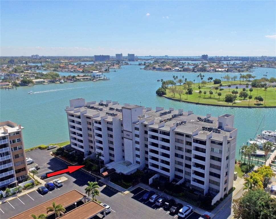 450 TREASURE ISLAND CAUSEWAY UNIT 104