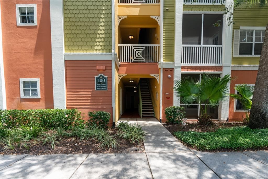 4207 S DALE MABRY HIGHWAY UNIT 1204 TAMPA, FL 33611