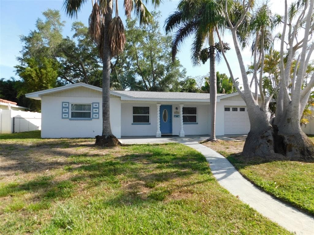 7838 CAUSEWAY BOULEVARD N ST PETERSBURG, FL 33707