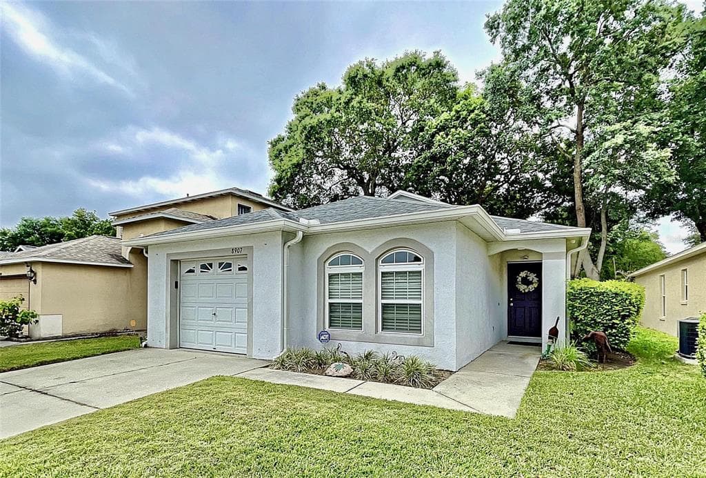 8907 BRIDGEFORD OAKS DRIVE TEMPLE TERRACE, FL 33637