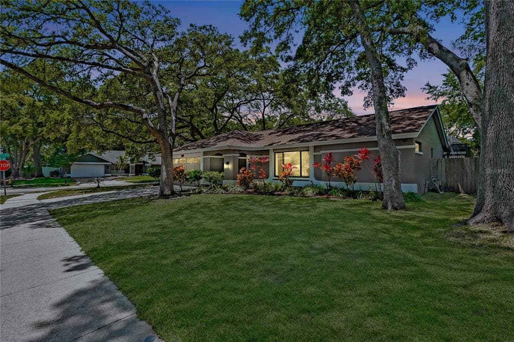 64 TURNSTONE DRIVE