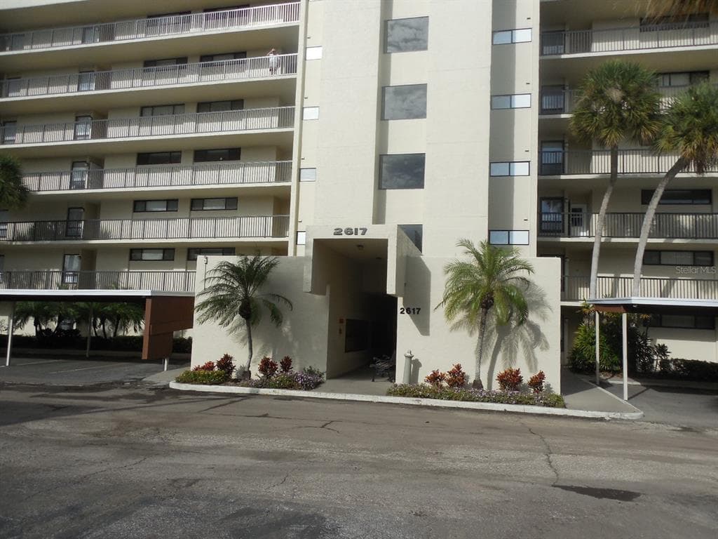 2617 COVE CAY DRIVE UNIT 311 CLEARWATER, FL 33760