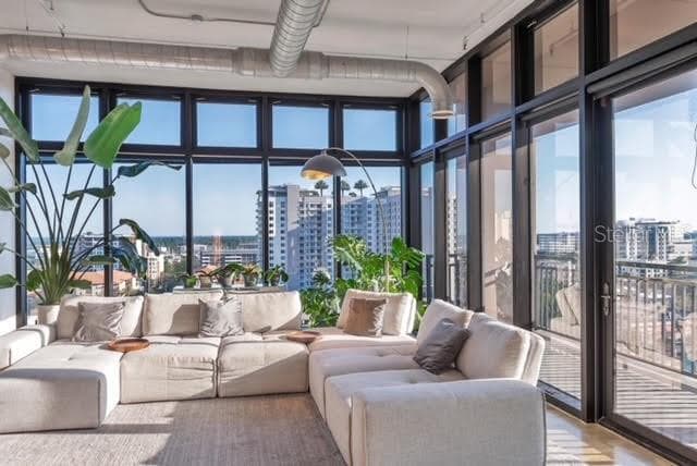 175 2ND STREET S UNIT 1111 ST PETERSBURG, FL 33701