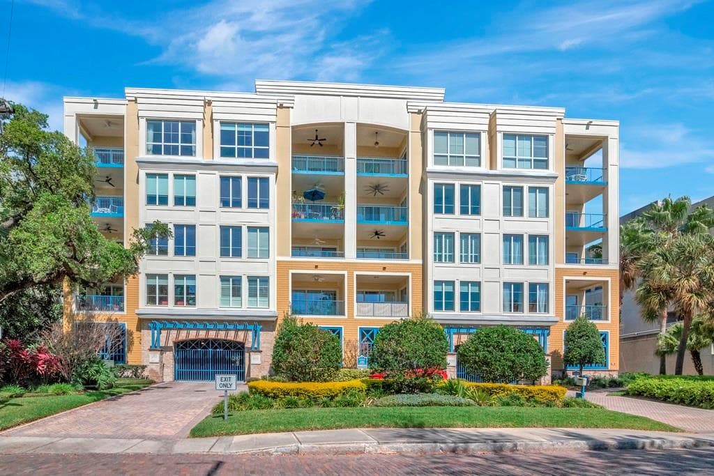 509 W BAY STREET UNIT 106 TAMPA, FL 33606