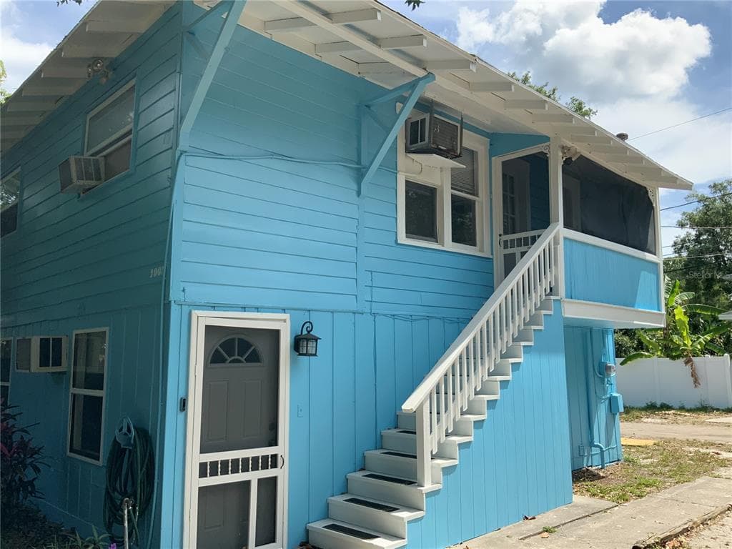 1005 YALE STREET N ST PETERSBURG, FL 33713