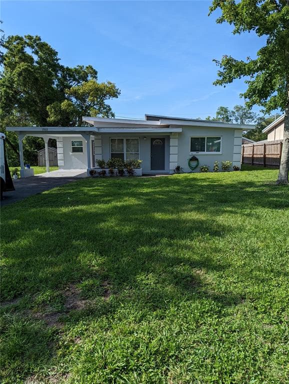 1952 LAKEWOOD DRIVE