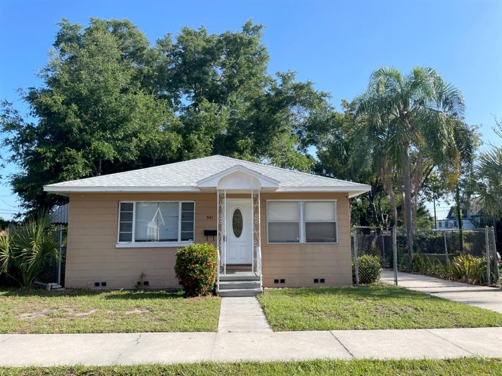 941 8TH AVENUE S ST PETERSBURG, FL 33705