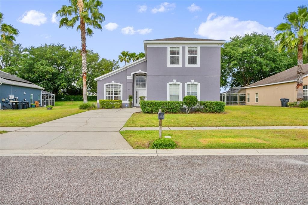 526 BLOOMINGDALE DRIVE DAVENPORT, FL 33897