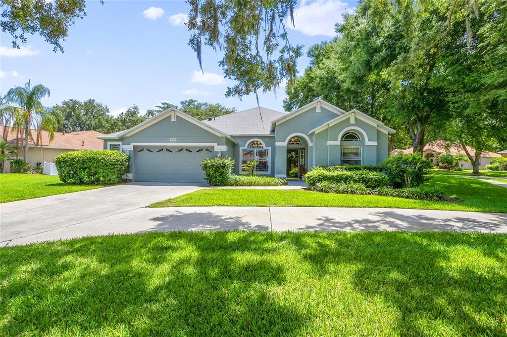 8901 ABERDEEN CREEK CIRCLE