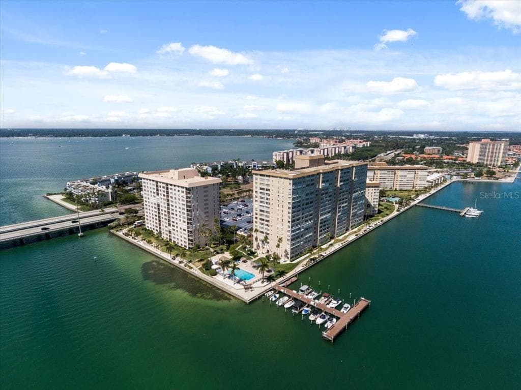 5200 BRITTANY DRIVE S UNIT 1301 ST PETERSBURG, FL 33715