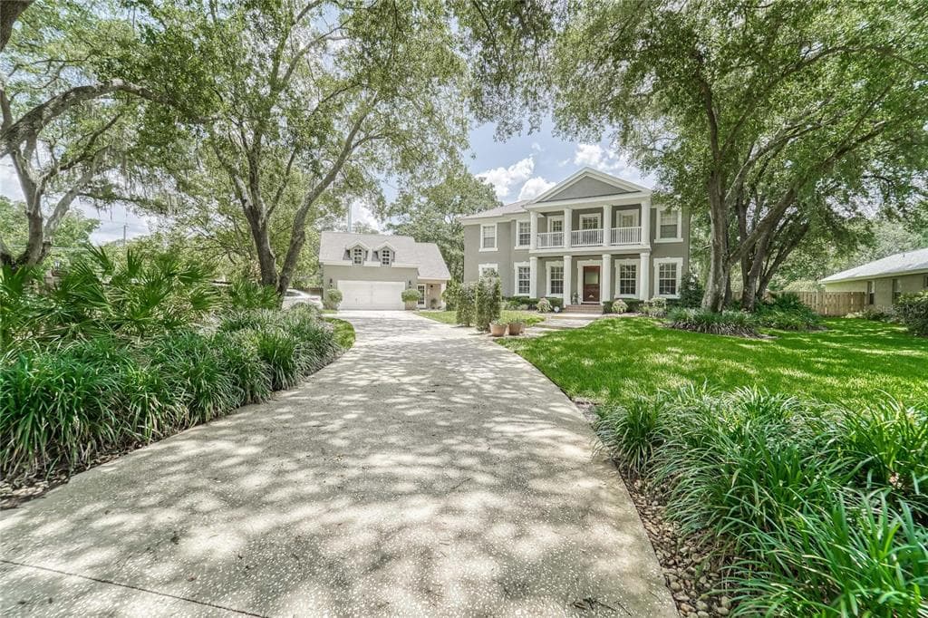 2437 FOX FOREST DRIVE LUTZ, FL 33549