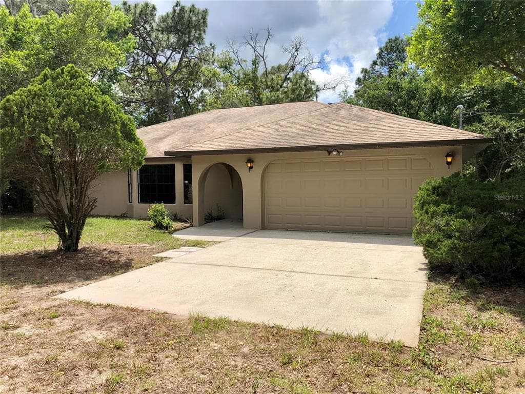 15411 DENNIS DRIVE