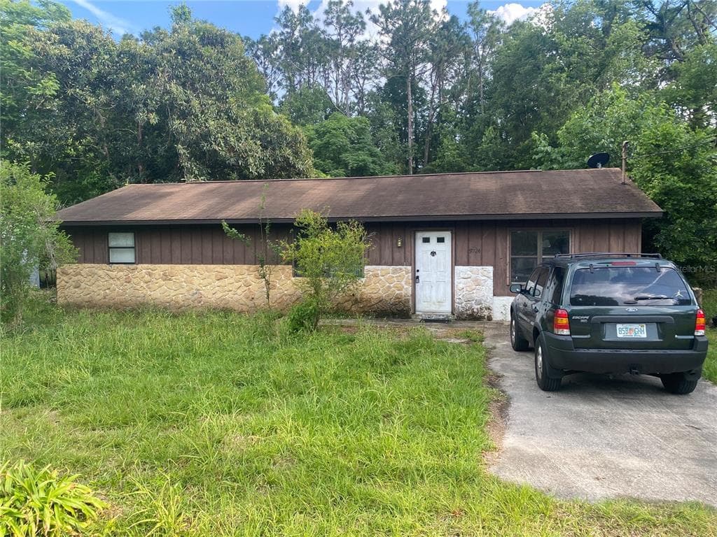 9724 W SANDRA STREET CRYSTAL RIVER, FL 34428