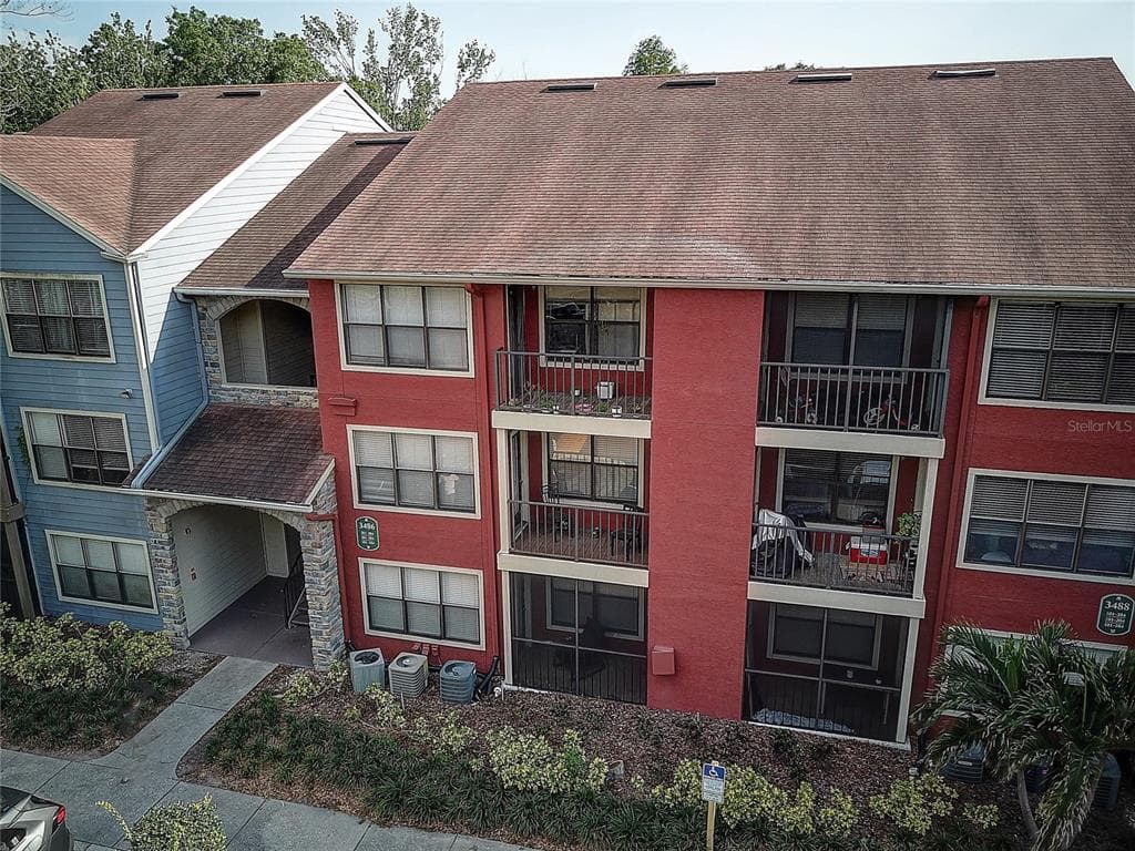 3486 SAINT BART LANE UNIT 301 TAMPA, FL 33614