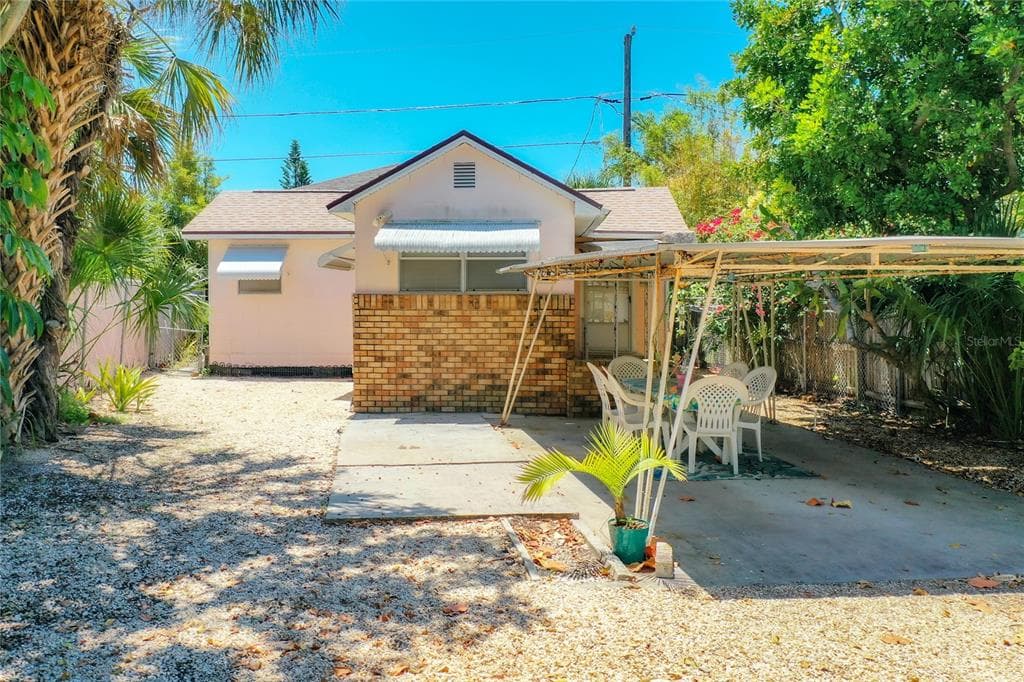 13326 2ND STREET E MADEIRA BEACH, FL 33708