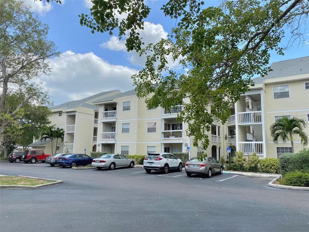 6931 STONESTHROW CIRCLE N UNIT 5309 ST PETERSBURG, FL 33710