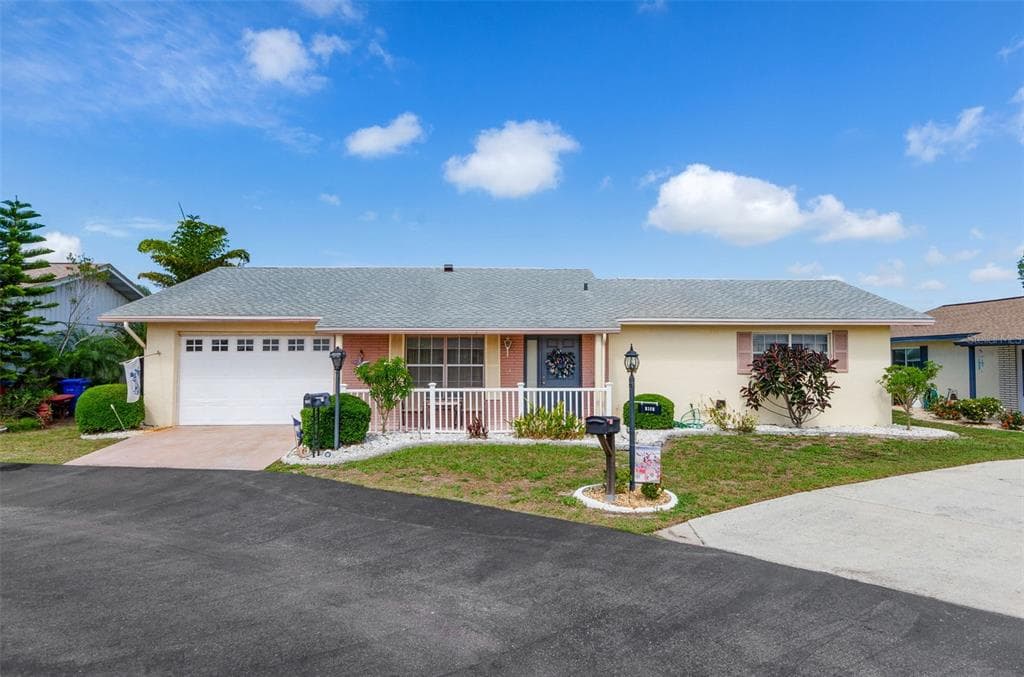 706 READING PLACE SUN CITY CENTER, FL 33573