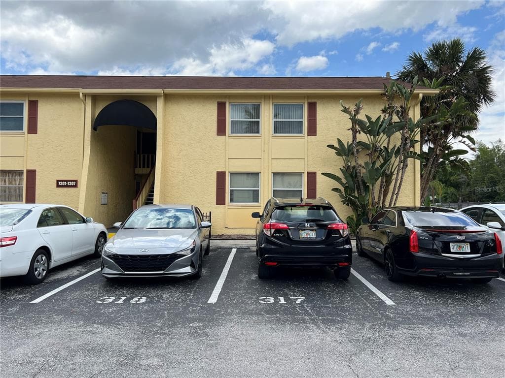 7303 ABONADO ROAD TAMPA, FL 33615
