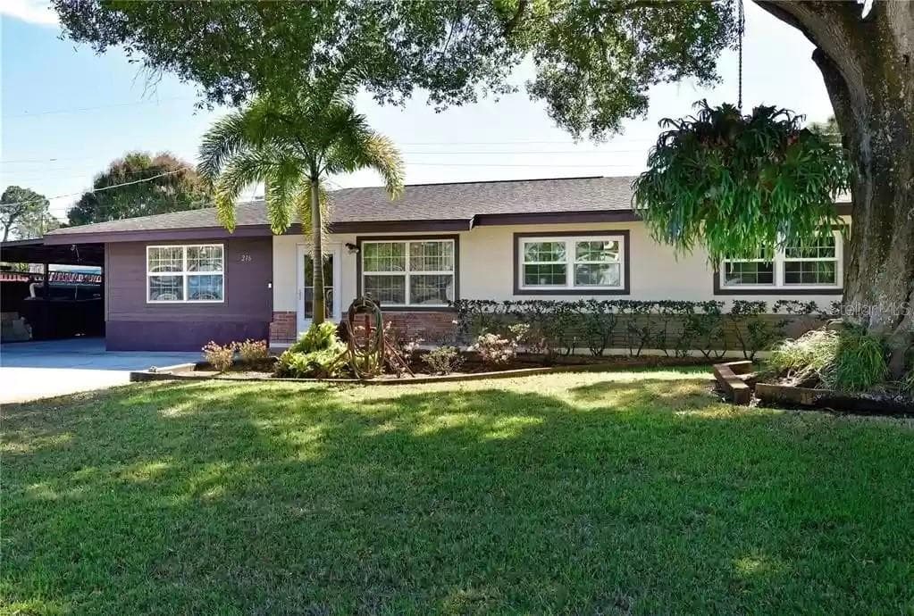 216 59TH AVENUE TERRACE W BRADENTON, FL 34207