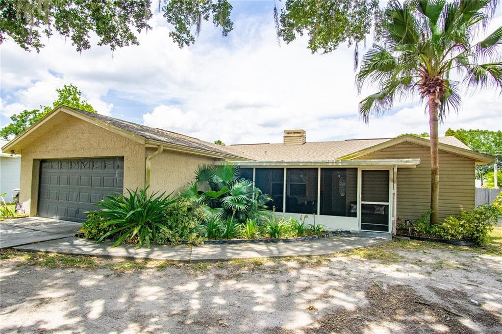 3701 DUFF ROAD LAKELAND, FL 33810