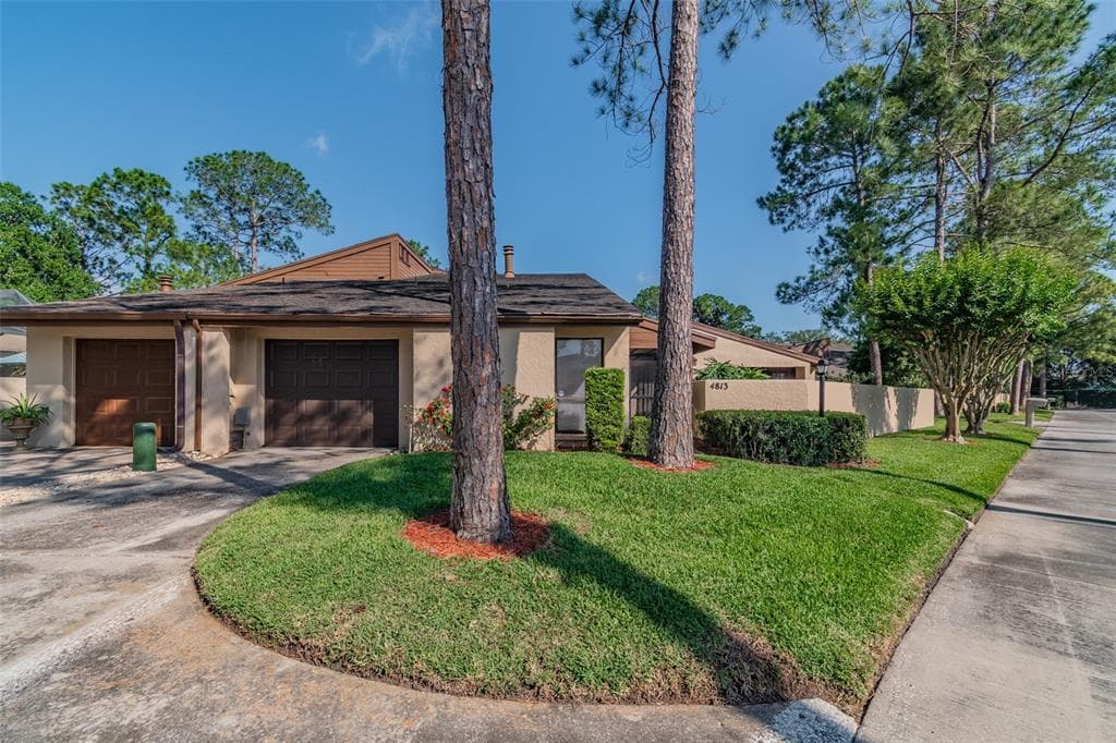4813 UMBER COURT TAMPA, FL 33624