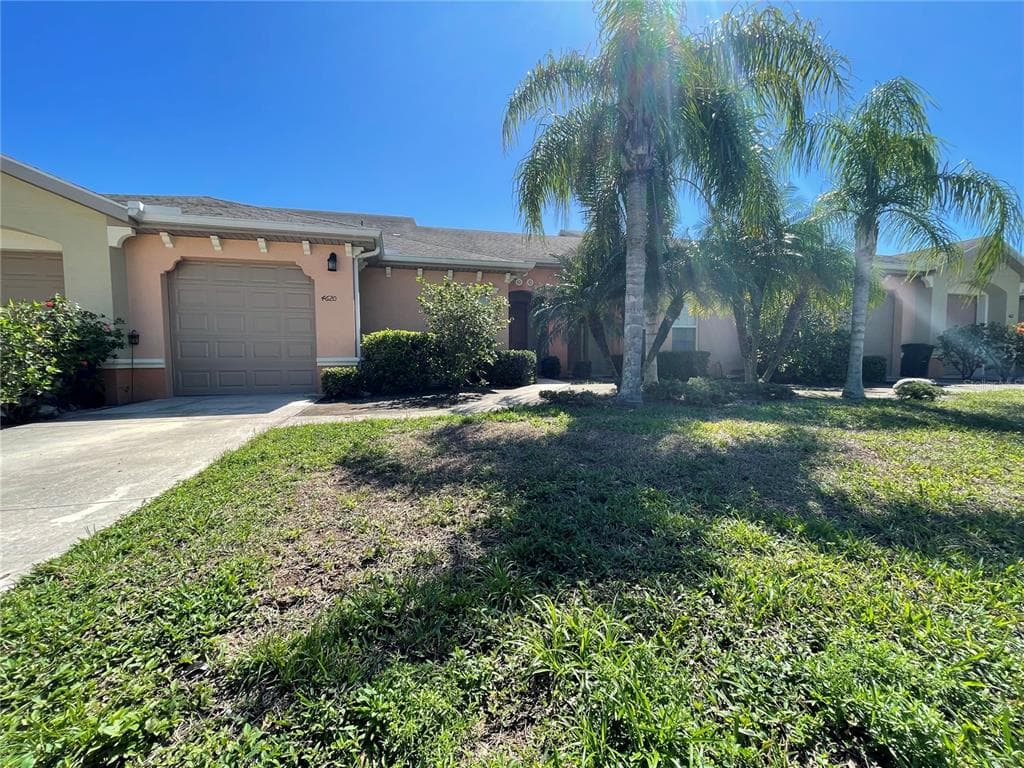 4612 1ST AVENUE E PALMETTO, FL 34221