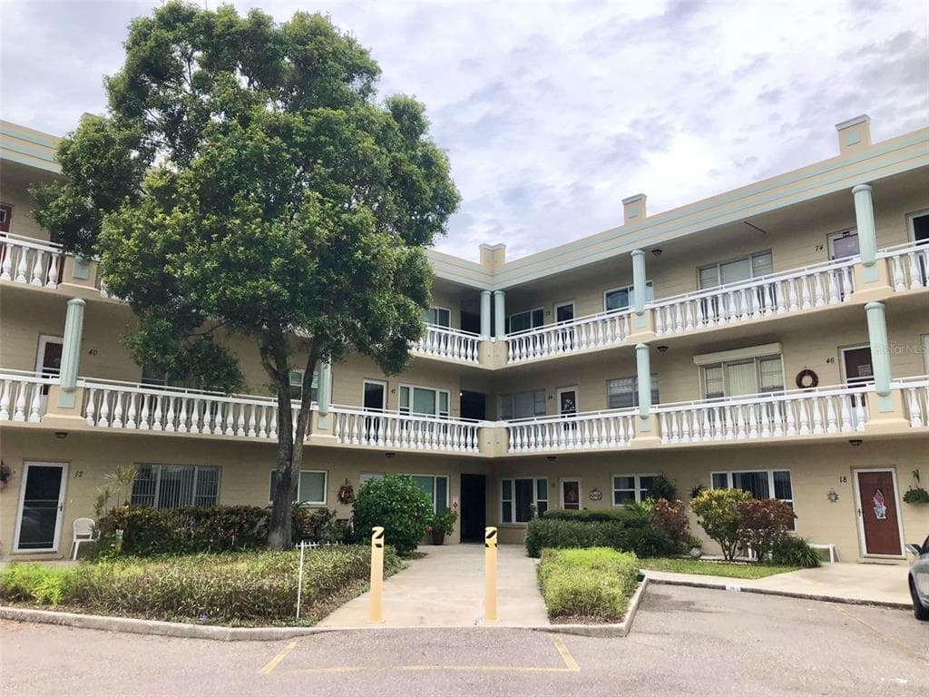 2331 FINLANDIA LANE UNIT 61 CLEARWATER, FL 33763
