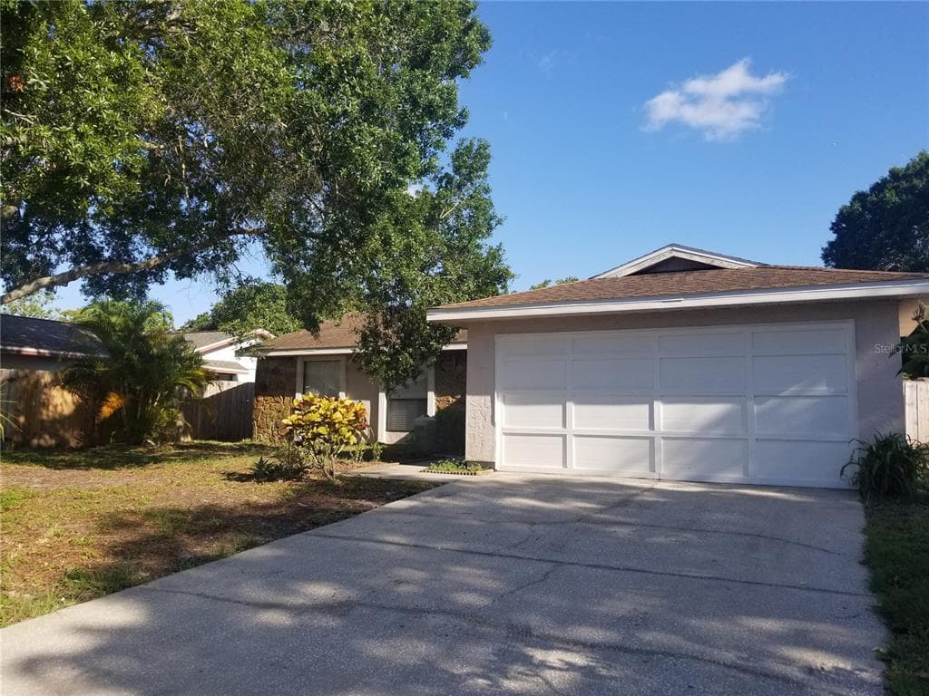 653 TIMBER BAY CIRCLE E OLDSMAR, FL 34677