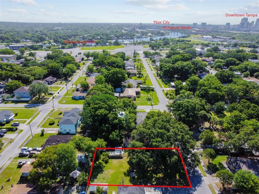 1911 W BEACH STREET TAMPA, FL 33607