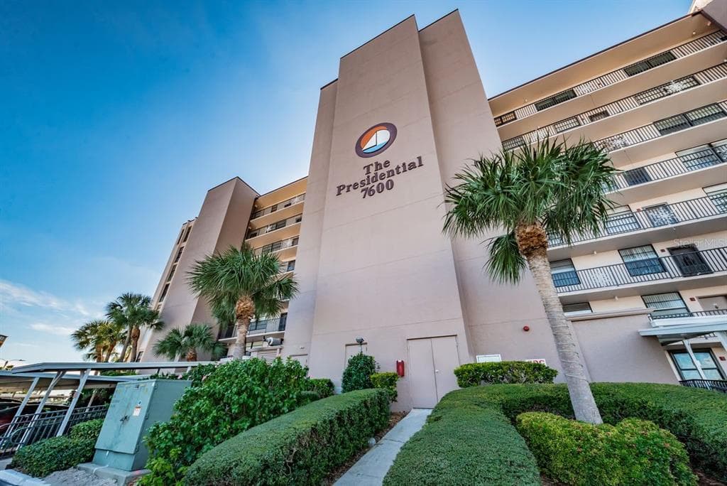 7600 SUN ISLAND DRIVE S UNIT 105 SOUTH PASADENA, FL 33707