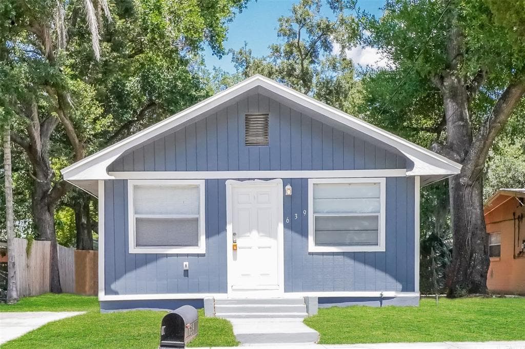 639 GRAND STREET ORLANDO, FL 32805