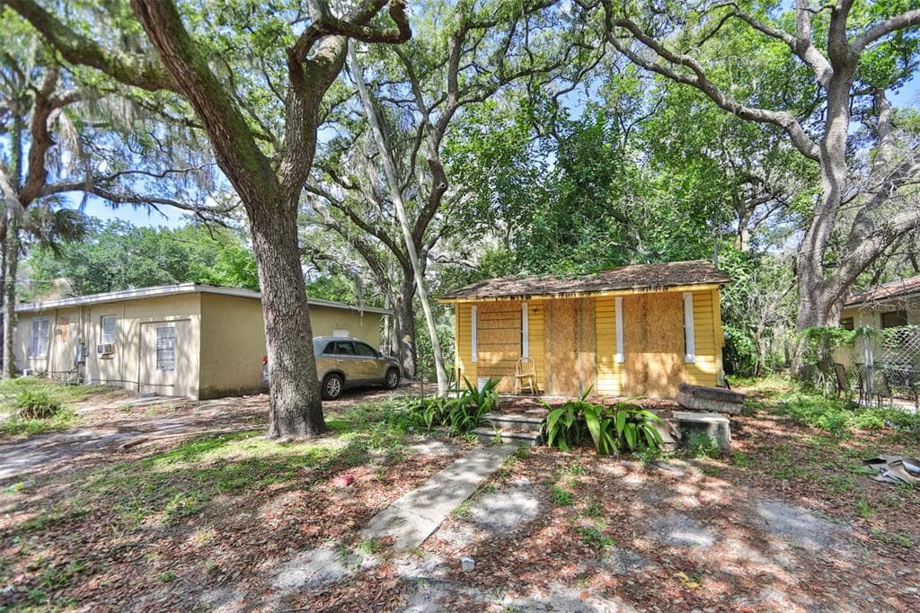 926 E POINSETTIA AVENUE TAMPA, FL 33612