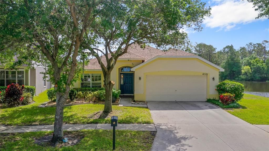 16324 BRIDGECROSSING DRIVE LITHIA, FL 33547