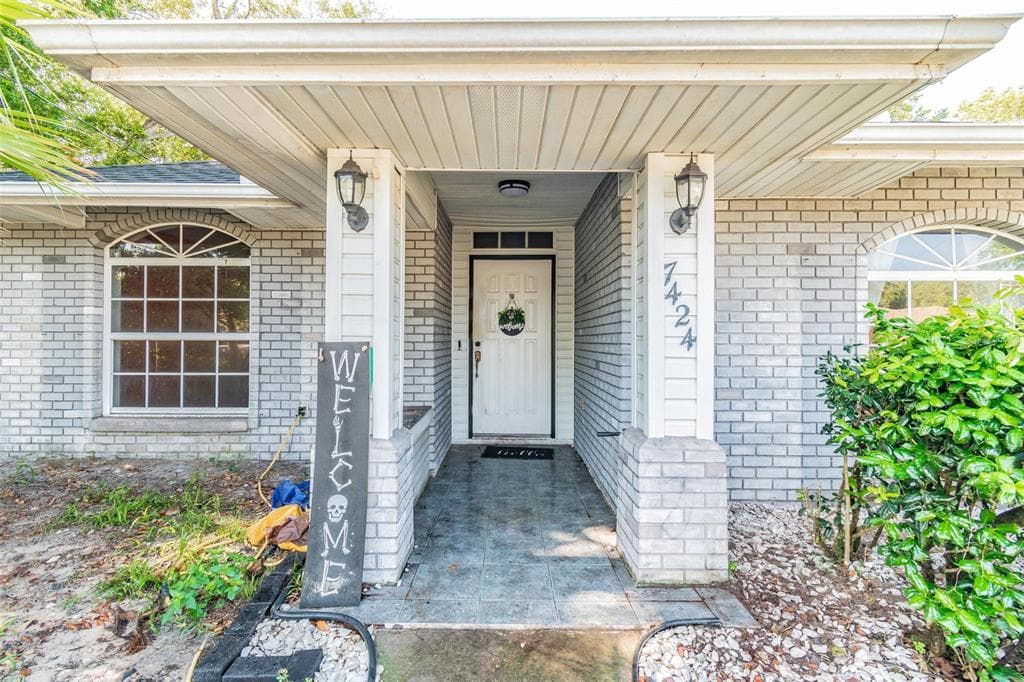 7424 APACHE TRAIL SPRING HILL, FL 34606
