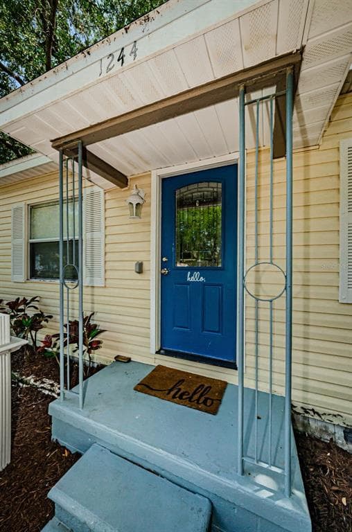 1244 55TH AVENUE N ST PETERSBURG, FL 33703