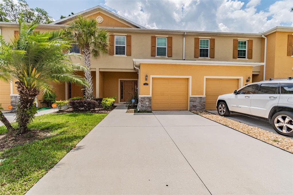 13828 RIVER FISH COURT TAMPA, FL 33637