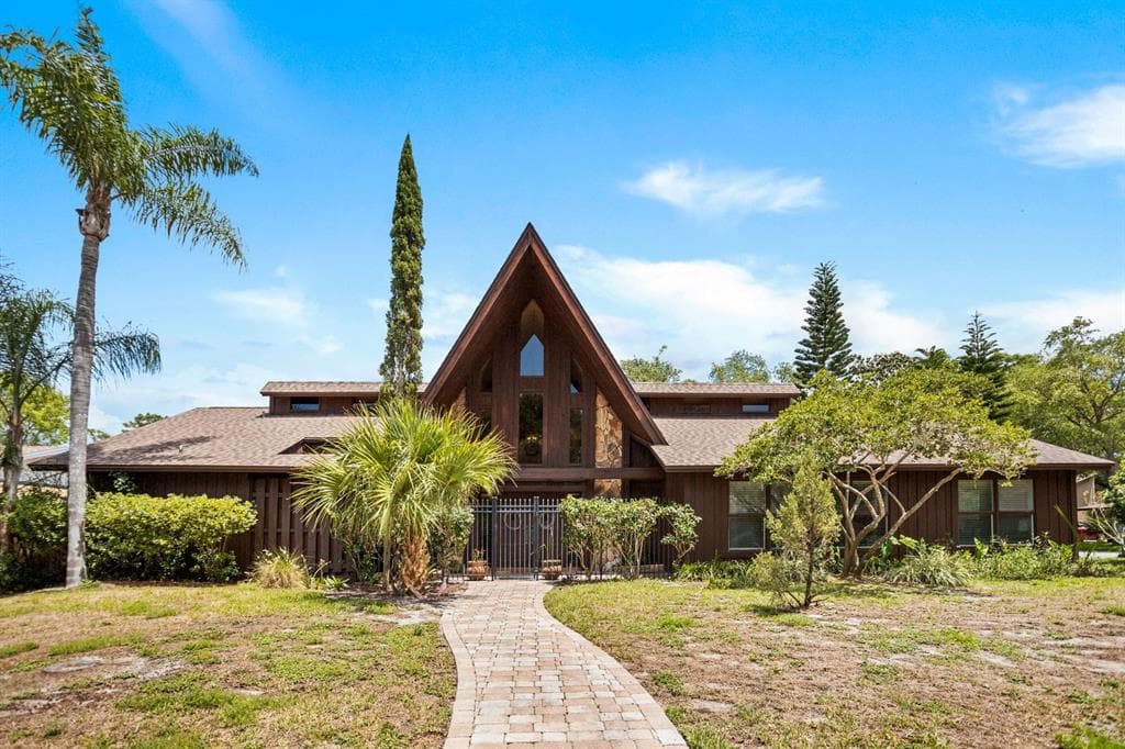2939 BRIDLEWOOD DRIVE PALM HARBOR, FL 34683