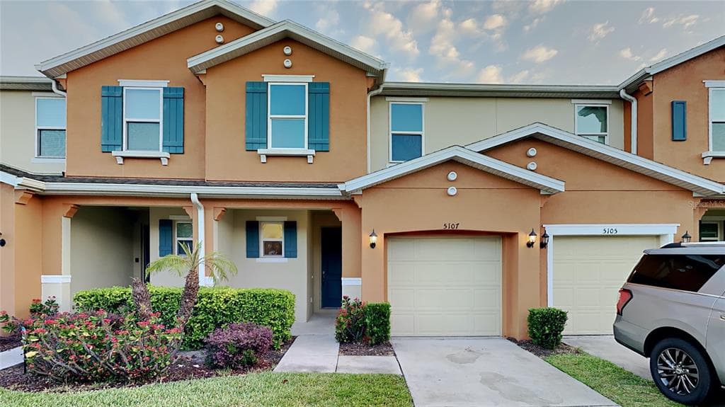 5107 KILLARNEY WAY KISSIMMEE, FL 34746
