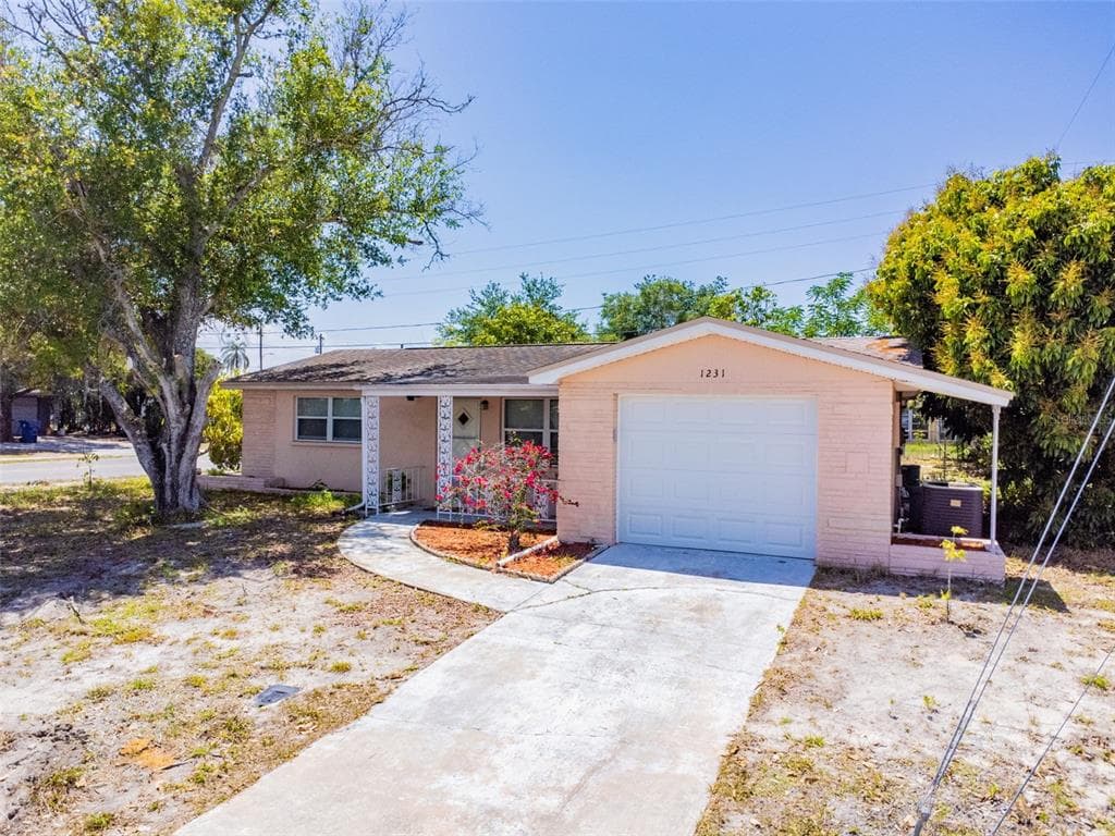 1231 ORANGEVIEW LANE HOLIDAY, FL 34691