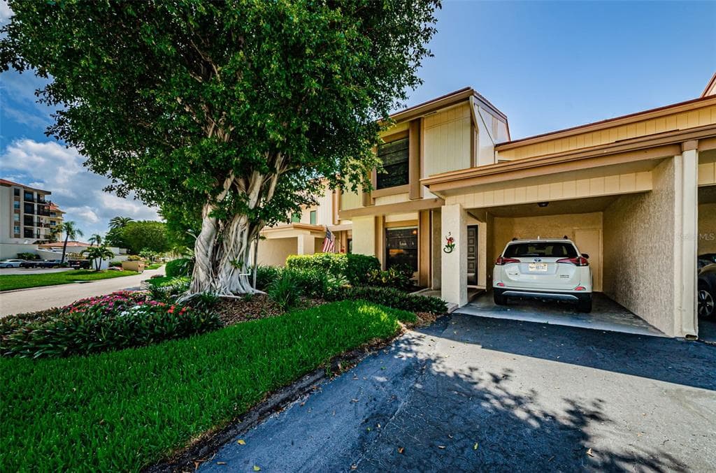 6140 SUN BOULEVARD UNIT 3 ST PETERSBURG, FL 33715