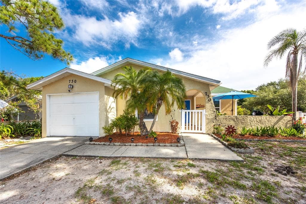 730 ARTHURS COURT TARPON SPRINGS, FL 34689