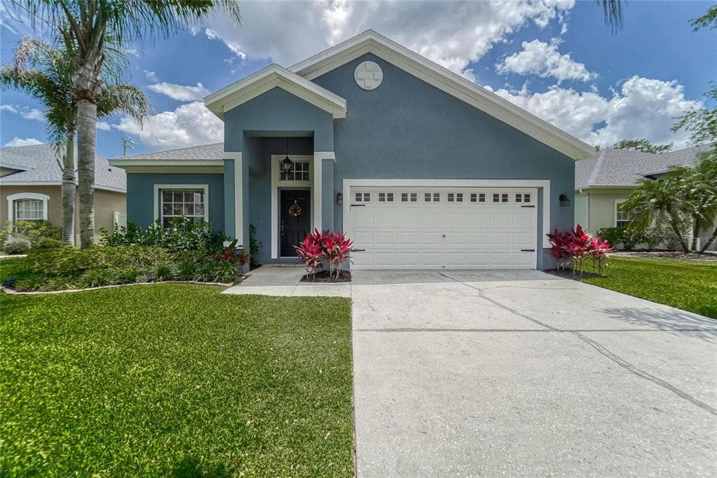 11915 SUMMER SPRINGS DRIVE RIVERVIEW, FL 33579