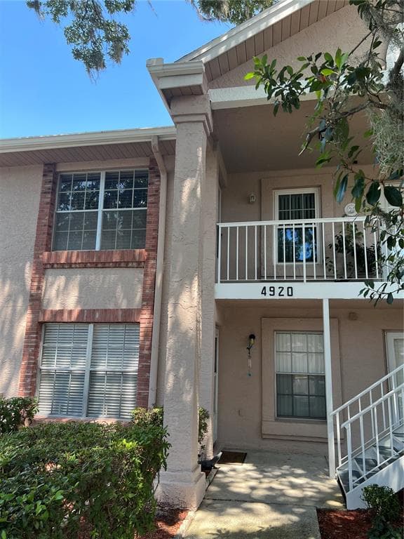 4920 MYRTLE OAK DRIVE UNIT 24 NEW PORT RICHEY, FL 34653