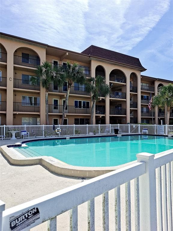 2525 W BAY DRIVE UNIT C12 BELLEAIR BLUFFS, FL 33770