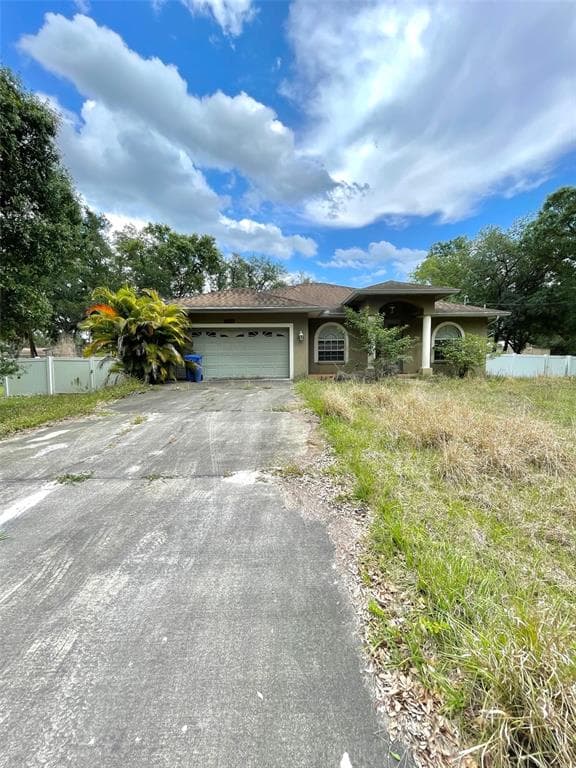 2818 MAYDELL DRIVE
