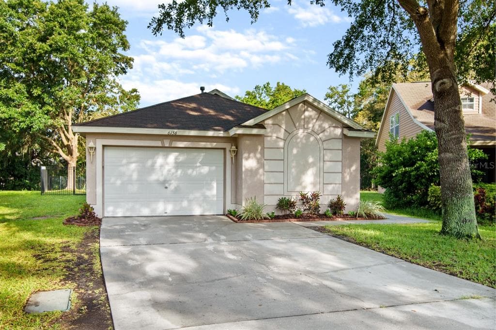 6156 SKYLARKCREST DRIVE LITHIA, FL 33547