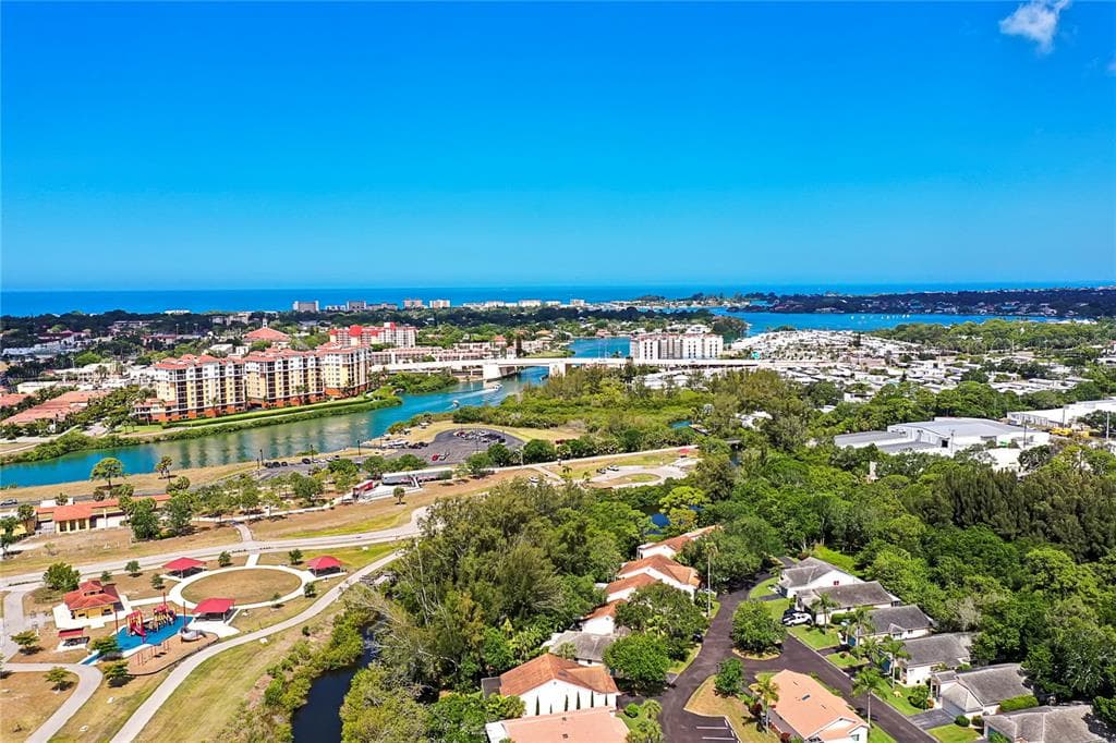 632 LESLIE LANE UNIT 75 VENICE, FL 34285