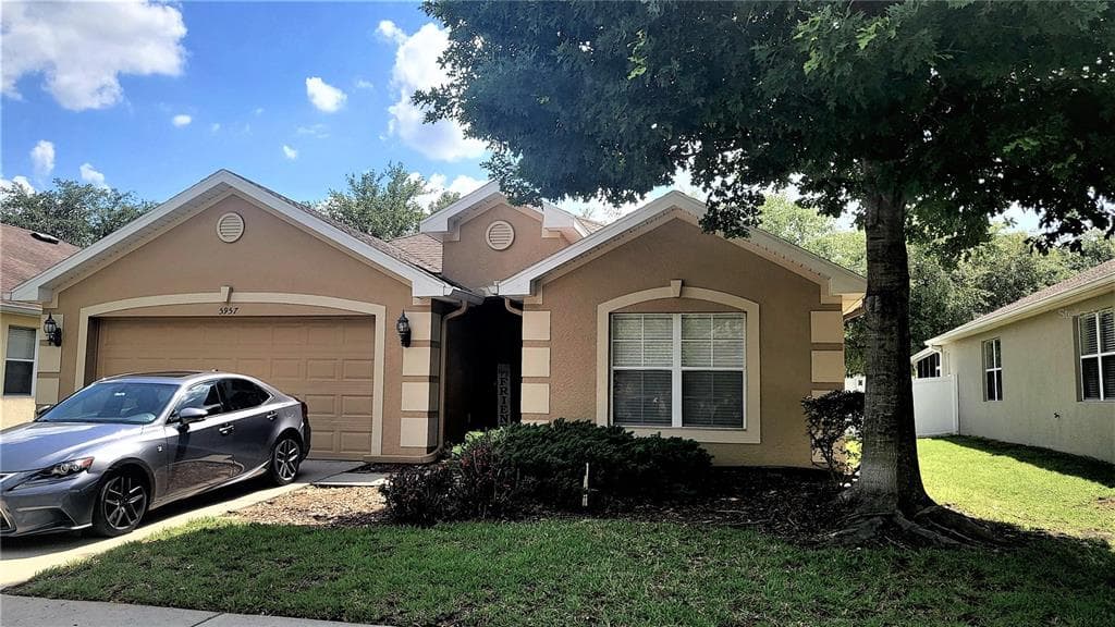 5957 DESERT PEACE AVENUE LAND O LAKES, FL 34639