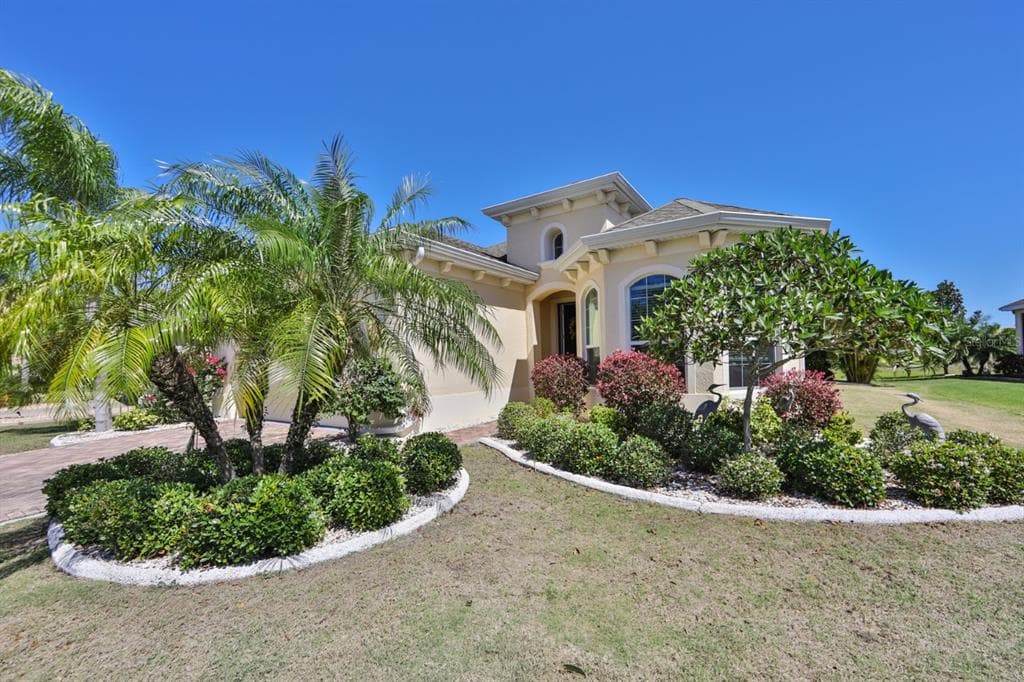 1508 EMERALD DUNES DRIVE SUN CITY CENTER, FL 33573