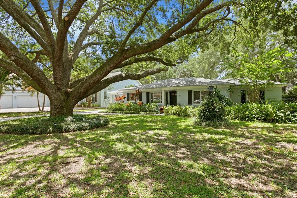 4006 W SAN RAFAEL STREET TAMPA, FL 33629